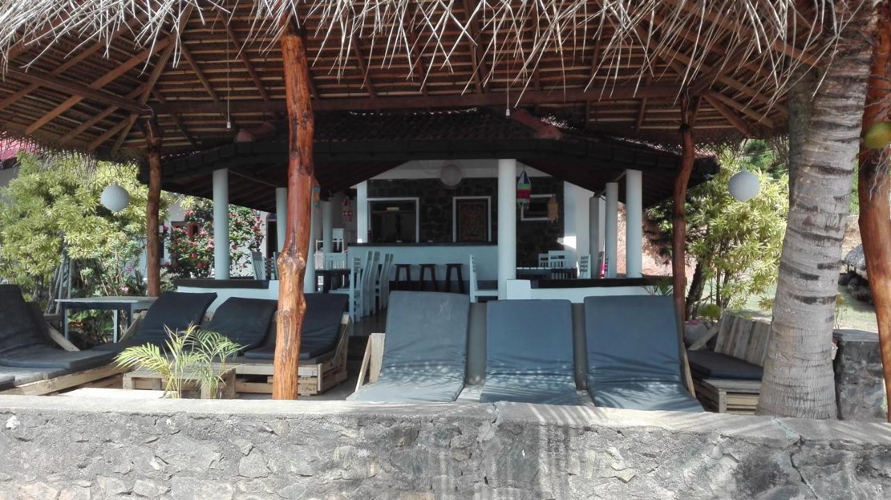 Sunchaser Beach Hotel Тангалле Екстер'єр фото